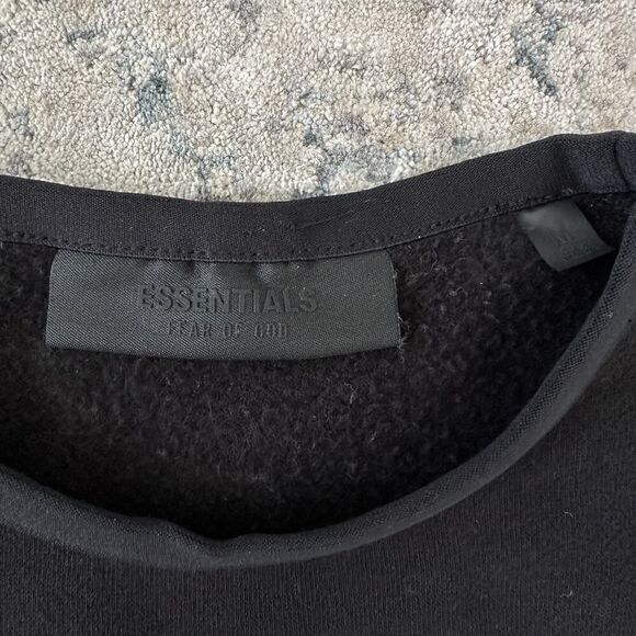 Fear of God Essentials Sweatshirt Mens Medium Black Crew Logo Patch Oversized - Picture 3 of 11